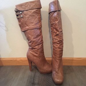 Jessica Simpson boots